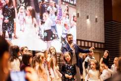 Noi surprize pentru cei mici la Crăciunul Copiilor