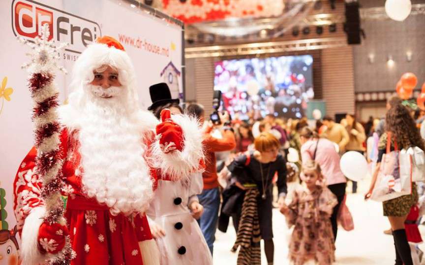 Roboți, personaje din poveste, ateliere de creație, întâlniri cu vedete și fan-meetinguri. Doar la Crăciunul Copiilor 2019!