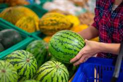 Cum să consumi fructe și legume în siguranță vara aceasta – Recomandările ANSA