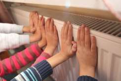 Căldura rămâne pornită în Chișinău: Termoelectrica permite reconectarea agentului termic în blocurile deconectate
