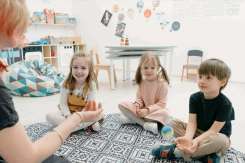 Norme noi de personal pentru grădinițe: MEC introduce funcții esențiale pentru educația incluzivă