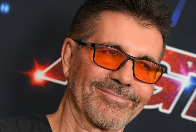 De ce Simon Cowell poartă ochelari roz: Boala misterioasă de care suferă Simon Cowell