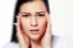 10 semne că ai tensiunea mică. Remedii care scad tensiunea