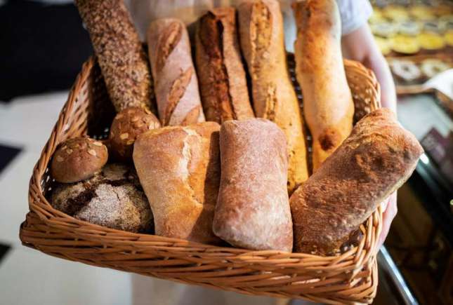 Cum să alegi o pâine sănătoasă și să eviți produsele ultra-procesate