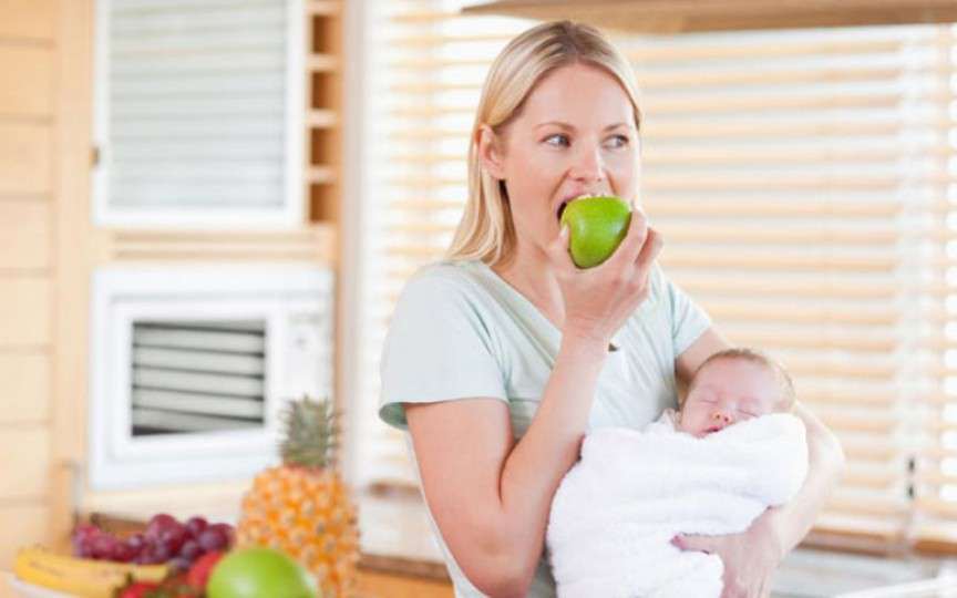8 sfaturi de bază pentru o alimentație postnatală corectă