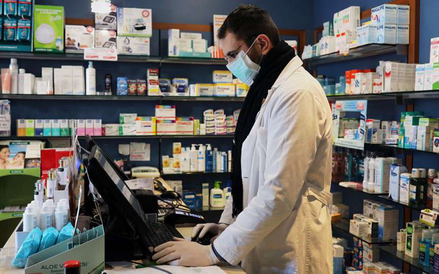 OMS: Recomandăm paracetamol, NU ibuprofen, persoanelor suspecte de coronavirus