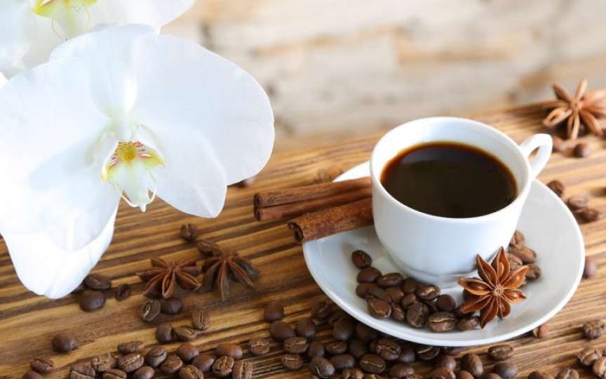 Cafeaua care te întinerește! Ce tip de cafea să consumi și la ce să renunți