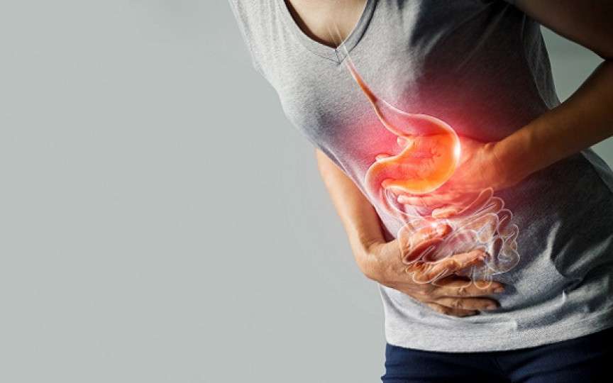 Învinge problemele digestive cronice cu această metodă de respirație în 4 pași
