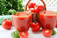 Sucul de roşii – o comoară de vitamine, care ne protejează inclusiv de cancer