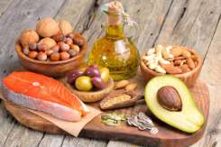 10 alimente care conțin grăsimi sănătoase