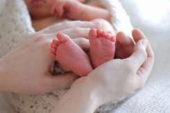 O mamă cu o formă rară de cancer a născut un copil perfect sănătos