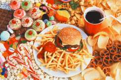 Alimentele pe care nu ar trebui să le mâncăm mai mult de cinci ori pe an. Mulți le consumă zilnic