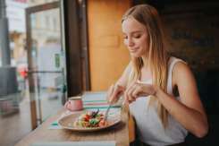 Alimentul ieftin care îmbunătățește memoria. Medicii îl recomandă înainte de cină