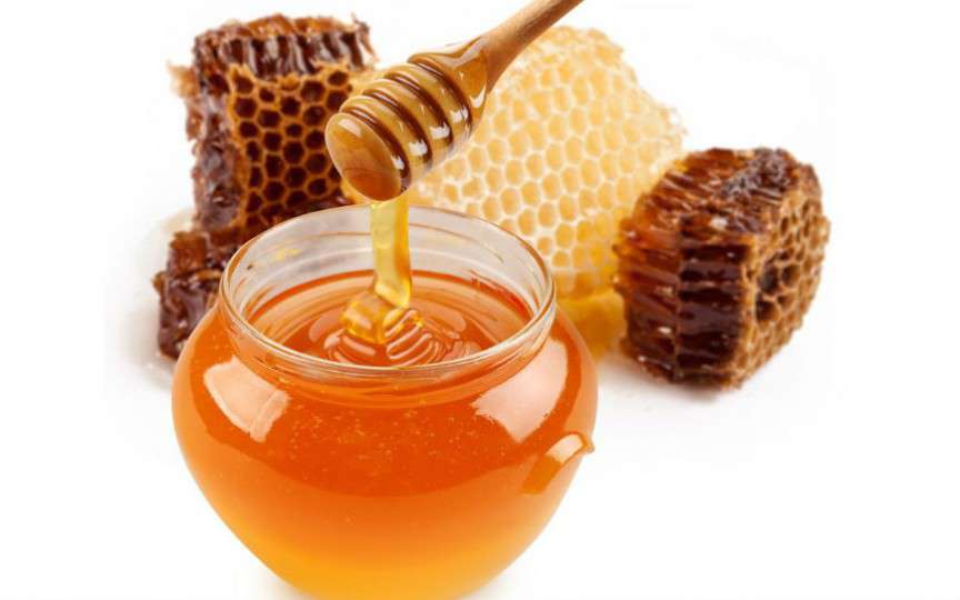 Iată ce va fi dacă vei consuma zilnic câte o lingură de miere cu scorțișoară