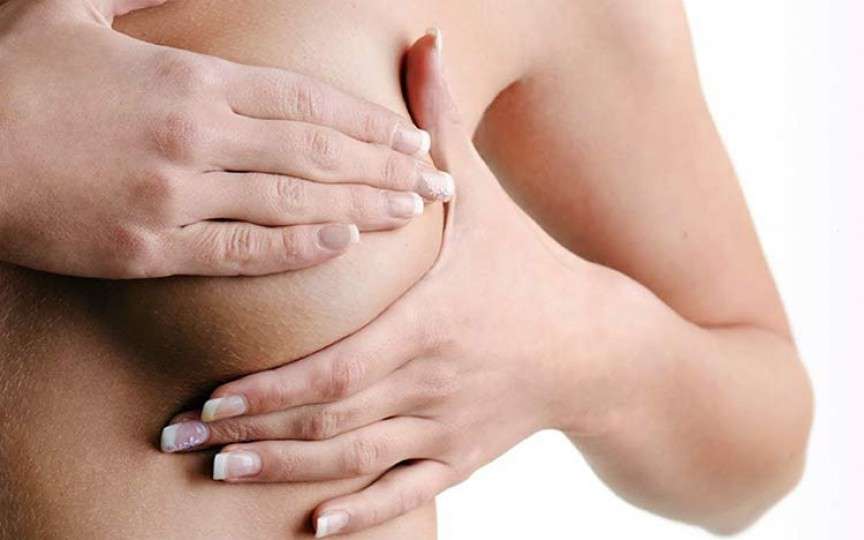 Nu ignora aceste 6 simptome care pot fi semnele cancerului de sân!