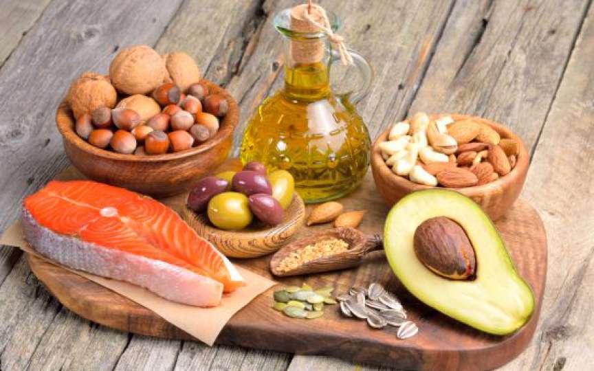 10 alimente care conțin grăsimi sănătoase