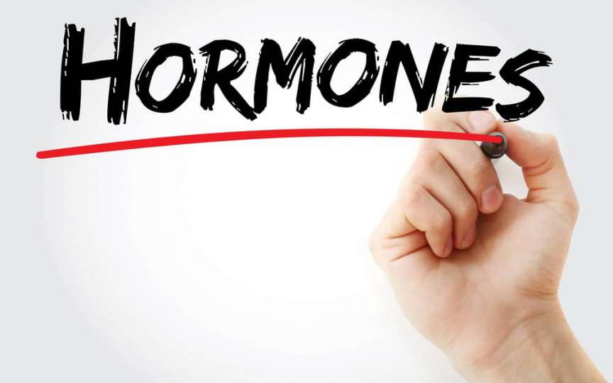 Deficitul celor 8 hormoni produși de hipofiză: simptome și tratament