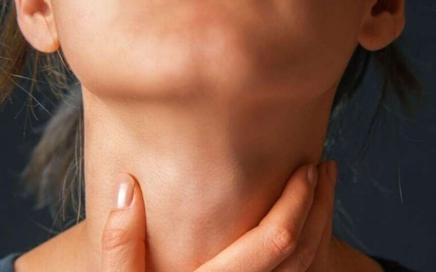 Endocrinolog: Cine observă un nodul în zona gâtului, să meargă neapărat la control!