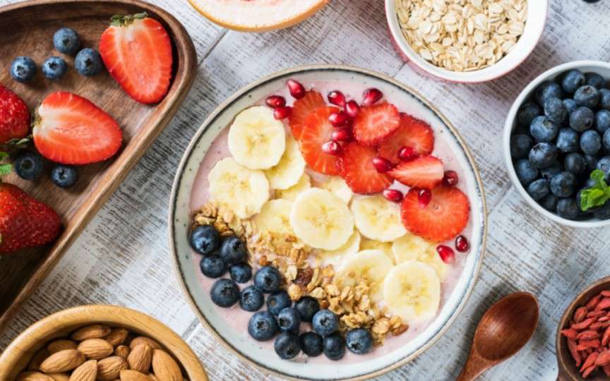 15 gustări delicioase care ajută la slăbit