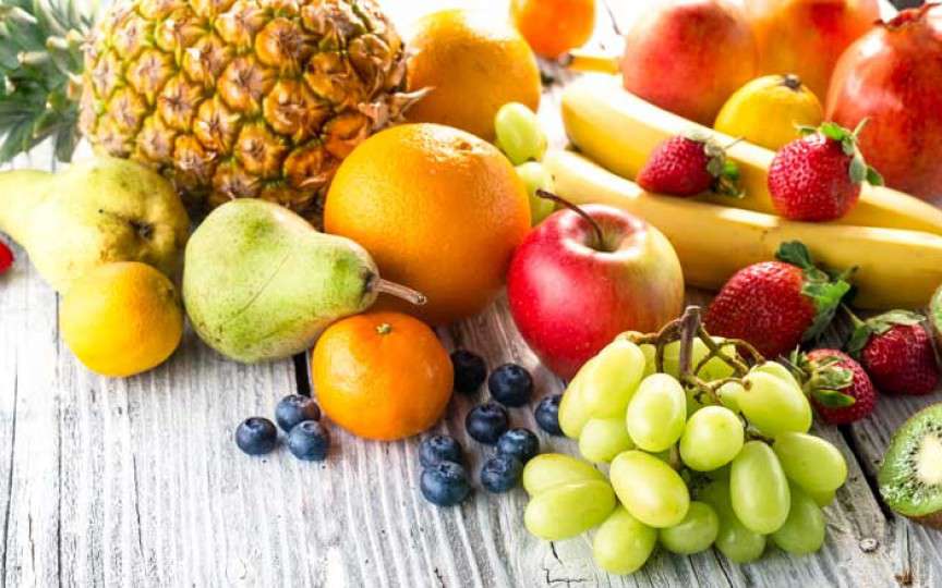 Medic diabetolog: Fructele au foarte mult zahăr, iar după o anumită oră, se depune pe ficat sub formă de grăsime