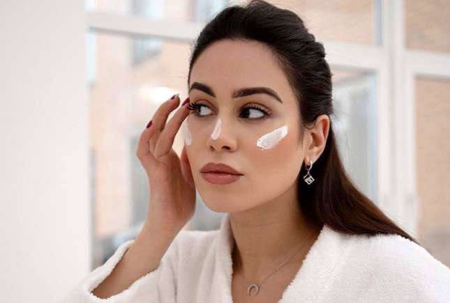 Cum să faci un peeling eficient acasă: ghid complet pentru o piele sănătoasă și strălucitoare