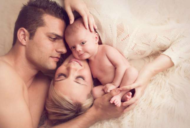 Opinia unui tată: Femeia după ce naște rămâne tot iubita mea, nu mamă!
