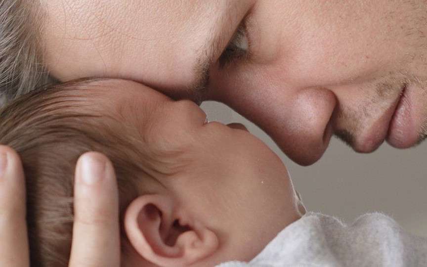 Sindromul alcoolului fetal: Cum consumul de alcool al tatălui poate afecta sănătatea copilului