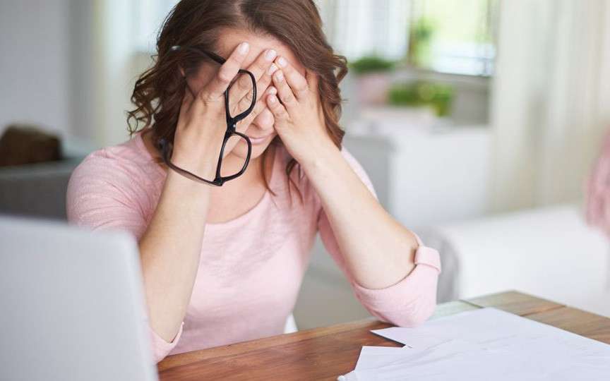 De ce să eviți tratamentele naturiste pentru durerile de cap – Avertismentul medicilor
