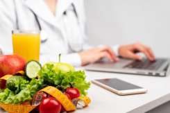 Alimentația anti-inflamatorie: ce să mănânci pentru a reduce riscul de boli