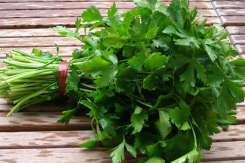 Top 5 alimente care ajută la eliminarea excesului de apă din organism