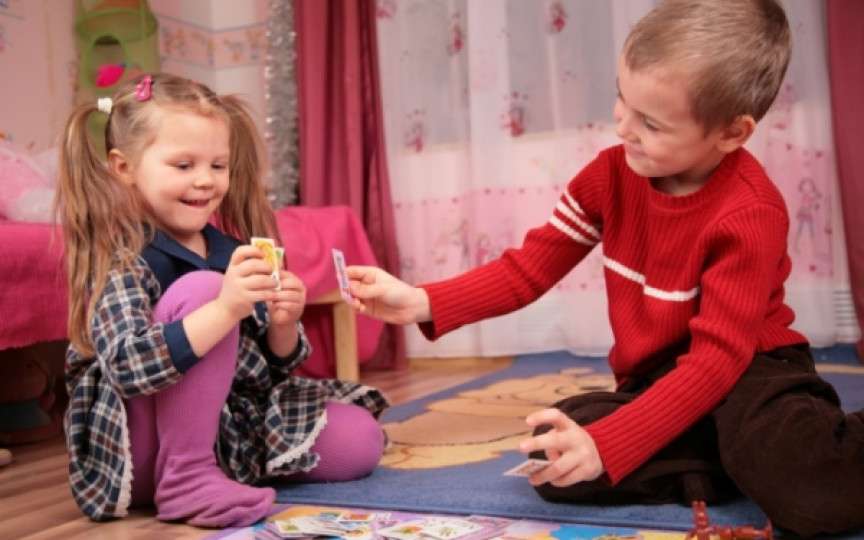 4 jocuri care ajută la dezvoltarea empatiei copilului