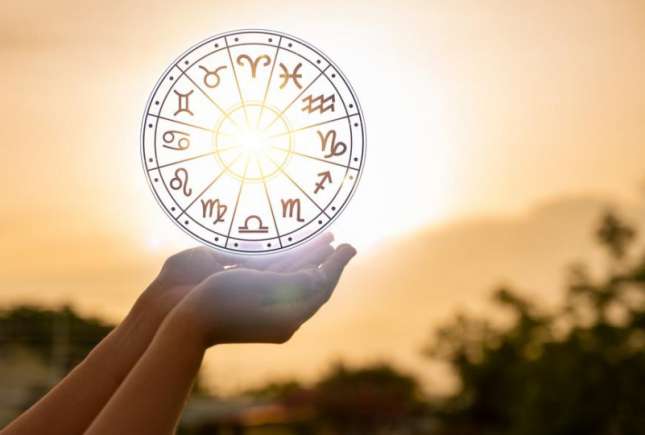Zodiile care în Săptămâna Mare sunt apărate de divinitate. Până la Paște își vor rezolva toate problemele