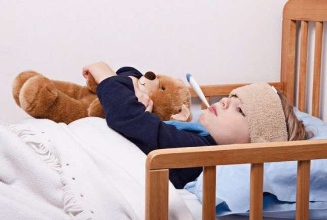 Trei mituri despre rotavirus. Ce e mai bine, să faci vaccinul sau să te îmbolnăvești?