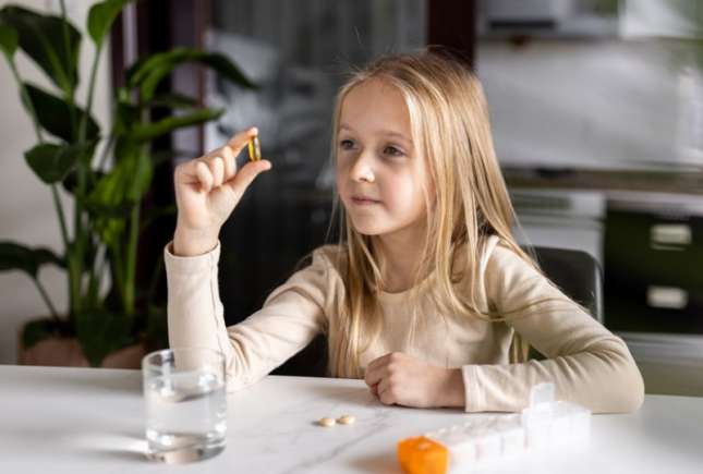Vitamina D3 în sezonul rece. Dr. Craiu: „Suplimentarea zilnică în sezonul toamnă-iarnă este absolut esențială”