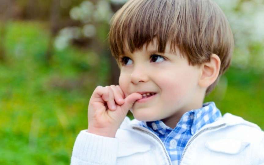 Rosul unghiilor poate aduce beneficii sănătății copiilor