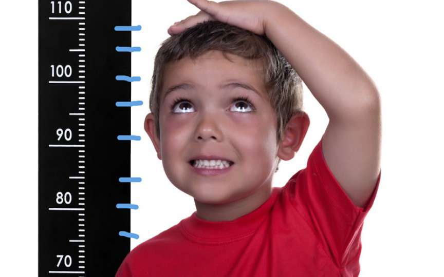 5 semne care ar trebui să te facă să duci copilul la un medic endocrinolog