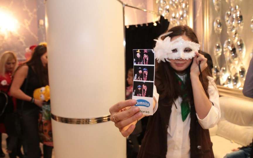Distrează și surprinde invitații cu fotografii originale