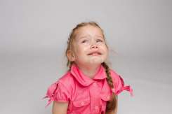 5 modalități de a face față capriciilor copilului, în public
