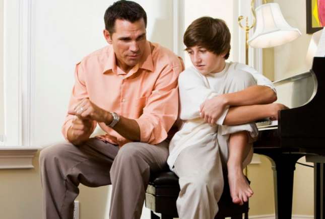 Sfaturile psihoterapeutului cum să le vorbim copiilor despre sexualitate şi să-i ţinem departe de abuzuri