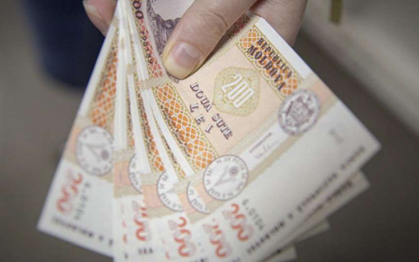 Șefa grădiniţei nr.104 din Chişinău este acuzată că cere bani pentru înregistrarea copiilor
