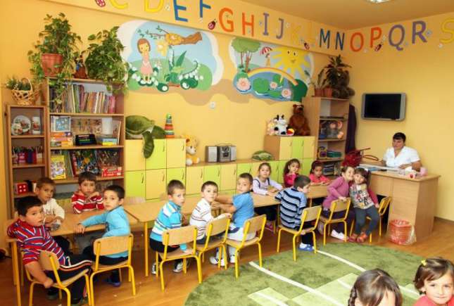 Cum îți înscrii copilul la grădiniță fără viză de domiciliu în localitatea în care stai