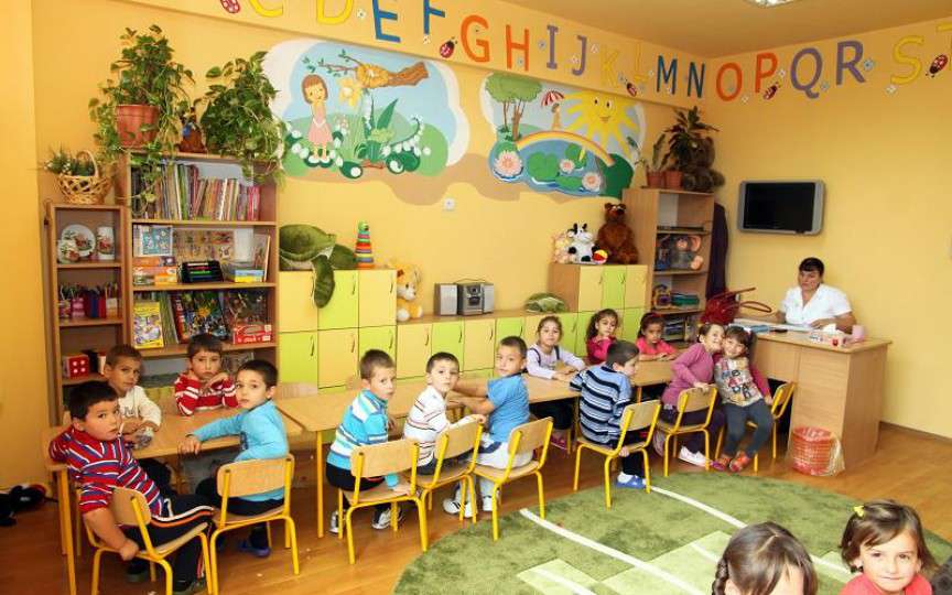 Cum îți înscrii copilul la grădiniță fără viză de domiciliu în localitatea în care stai