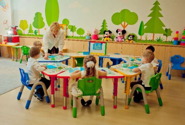 La Star Kids are loc completarea grupelor cu copii de vârsta 2 - 7 ani