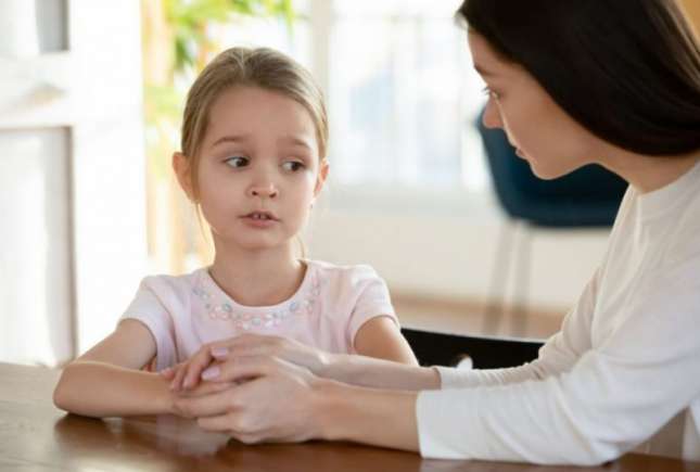 6 metode învechite de parenting pe care ar trebui să le dăm uitării
