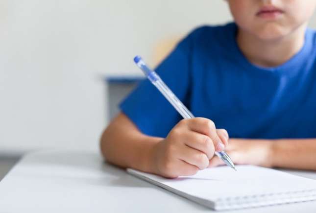 7 motive pentru care copiii resimt stres, în perioada examenelor. Cum îi putem ajuta