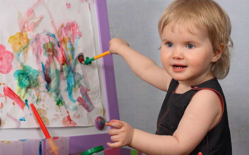5 greșeli ale părinților. Iată de ce copiii refuză anumite activități creative
