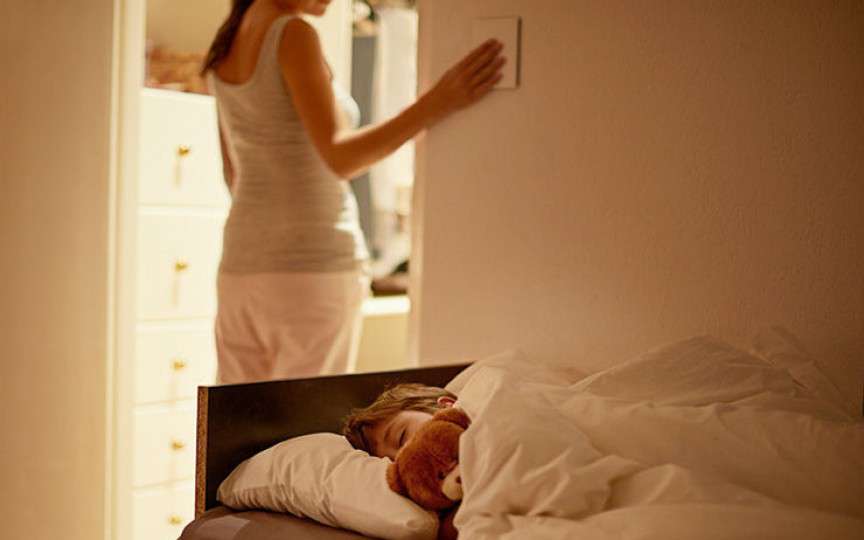 Copiii care se culcă devreme sunt mai sănătoși, iar părinții lor au risc redus de a face depresie