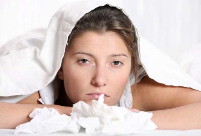 Soluții naturale puternice care ne feresc de răceală și gripă