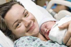 5 motive de ce prima oră de viață a bebelușului este cea mai importantă pentru el și mama sa