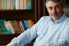 Are nevoie de tratament copilul care tresare? Răspunsul pediatrului Evghenii Komarovskii